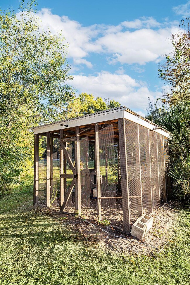 17251 W Alan Black Blvd, Loxahatchee, FL 33470 - photo 6