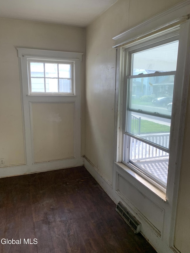 6 Sard Rd, Albany, NY 12209 - photo 5