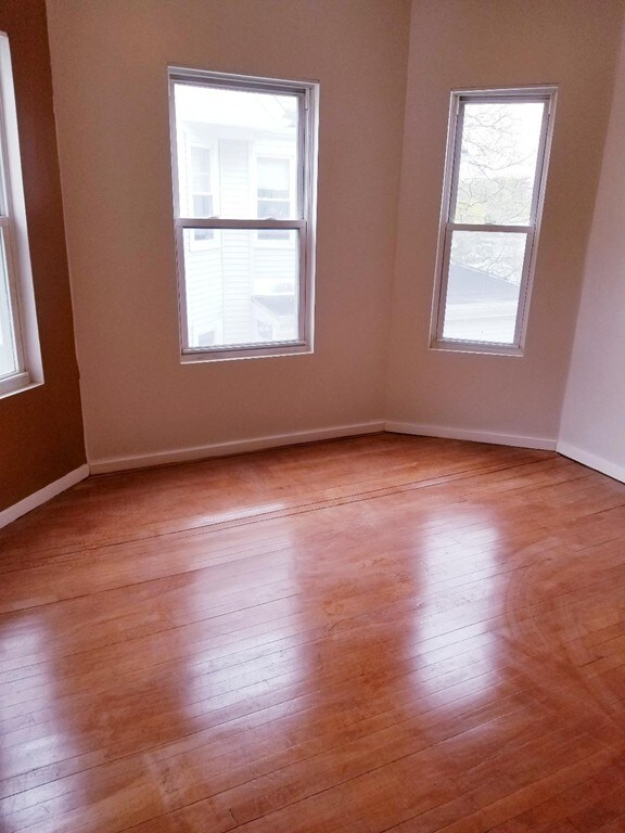 90 Sagamore Ave unit 2, Winthrop, MA 02152 - photo 4