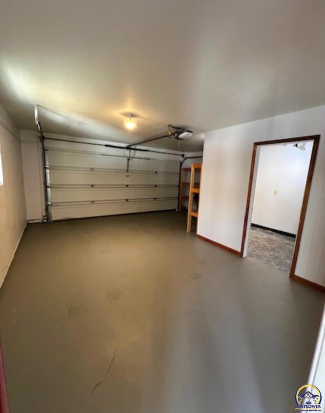 5514 SW Cantabella St, Topeka, KS 66614 - photo 6