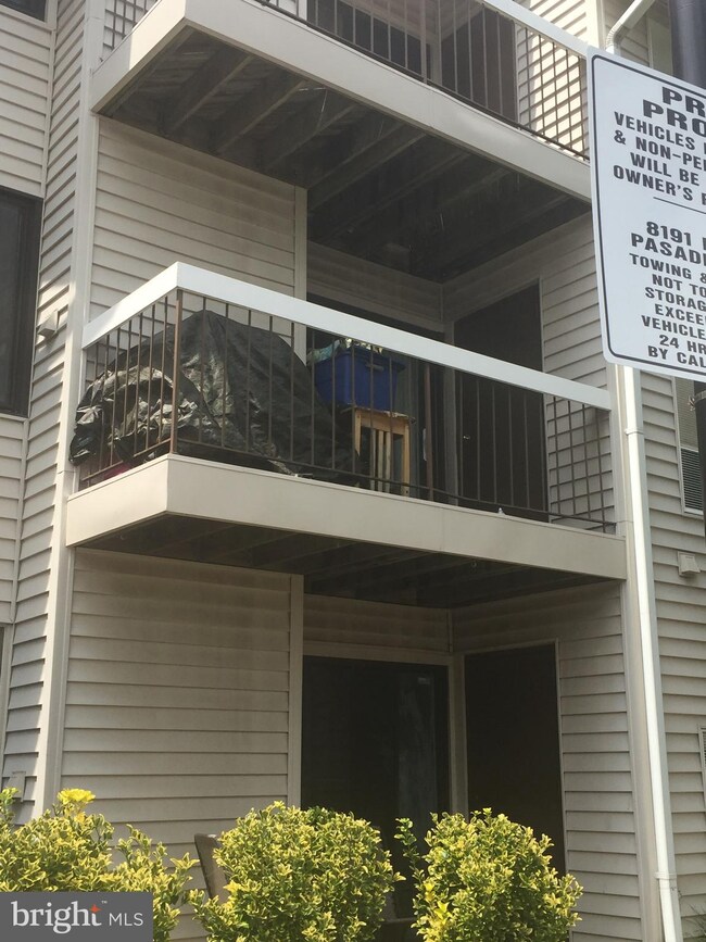 1115 Castle Harbour Way unit 2B, Glen Burnie, MD 21060 - photo 4