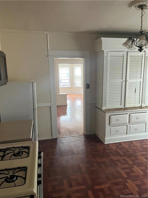 50 Carleton Ave unit 1R, Bridgeport, CT 06604 - photo 2