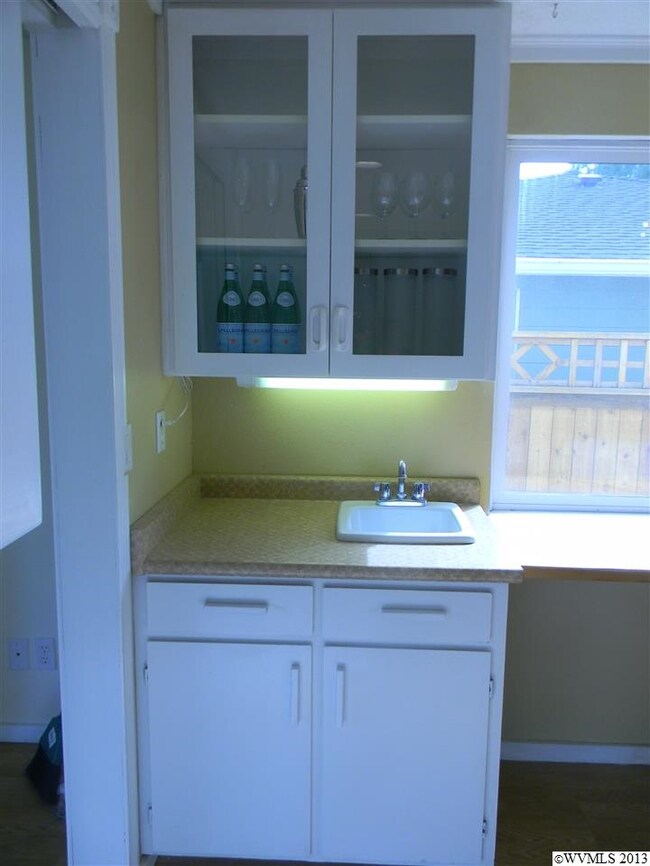 WET BAR AREA WITH SPACE FOR SMALL REFRIGERATOR