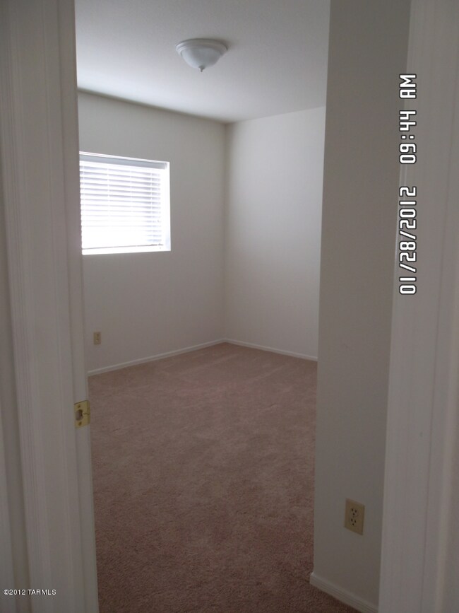 3419 W Calle de La Bajada, Tucson, AZ 85746 - photo 4