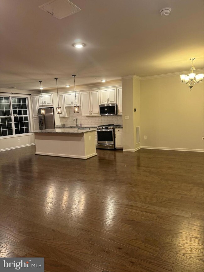 43021 Greggsville Chapel Terrace unit 103, Dulles, VA 20148 - photo 4