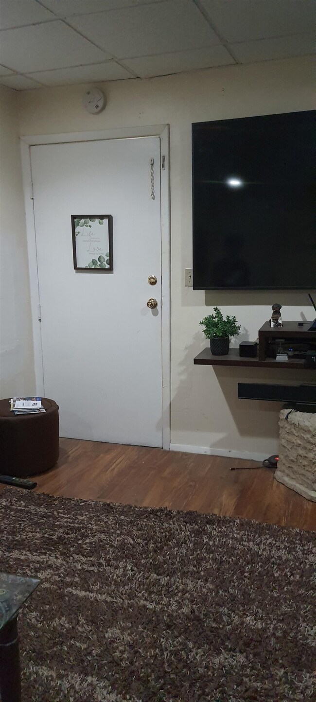 715 Columbia Ave, North Bergen, NJ 07047 - photo 3