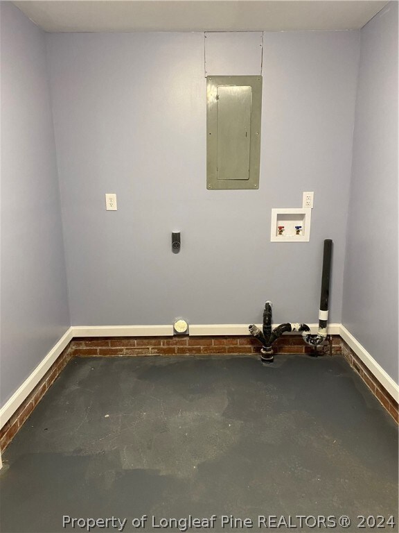 107 Starhill Ave, Fayetteville, NC 28303 - photo 4