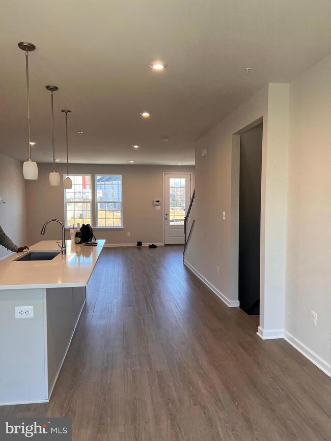 23369 Sugar Pine Ln, California, MD 20619 - photo 6