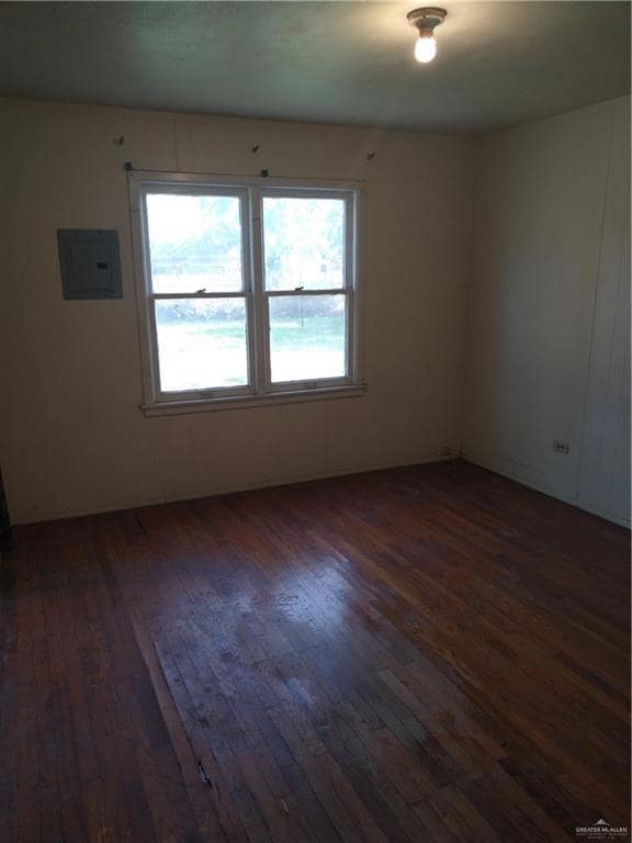 605 W Gore Ave, Pharr, TX 78577 - photo 2