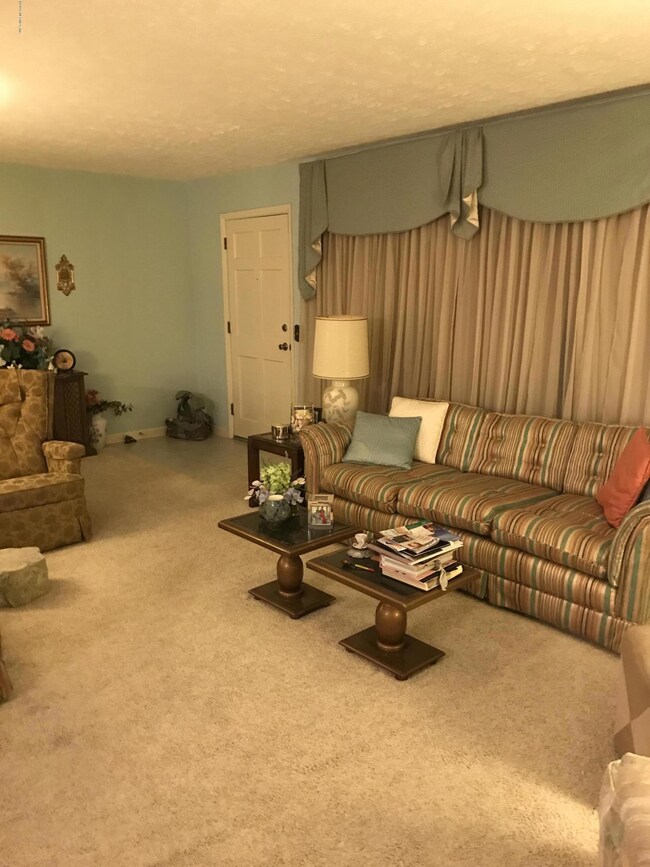 7165 Sans Souci Rd, Jacksonville, FL 32216 - photo 7