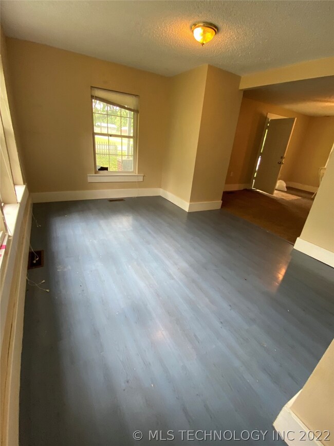 Dining/extra living