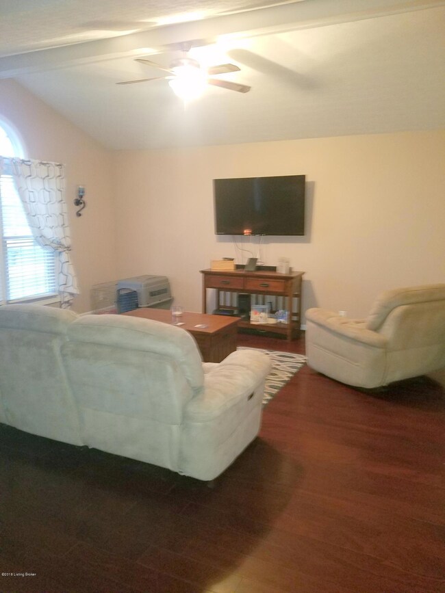 130 Brian Ct, Mount Washington, KY 40047 - photo 3