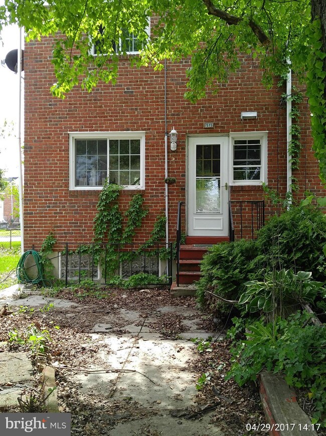 7515 Hillsway Ave, Parkville, MD 21234 - photo 4