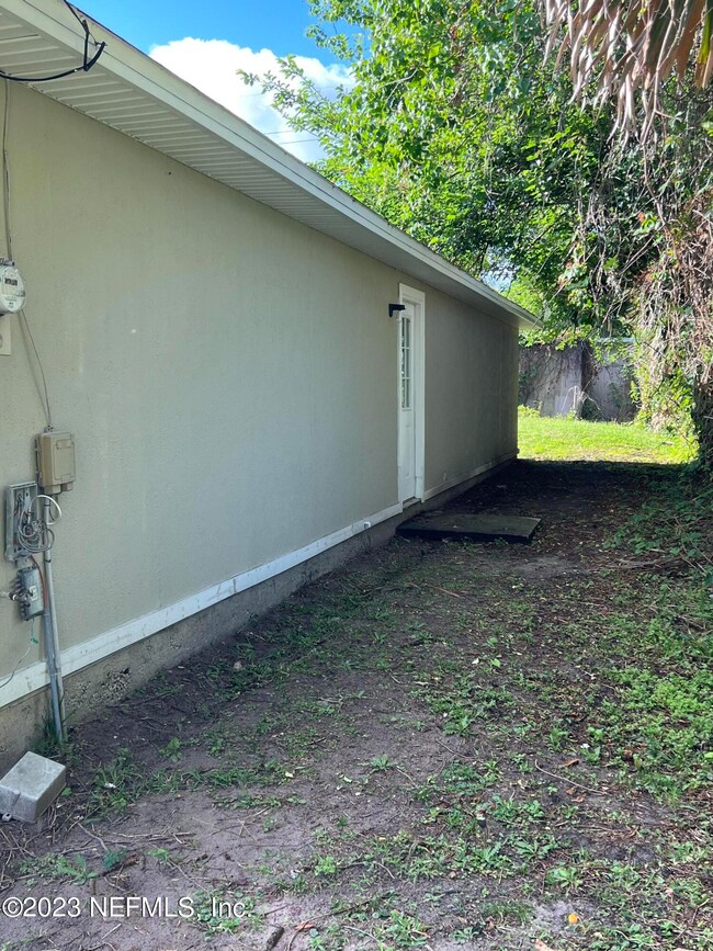 7818 India Ave, Jacksonville, FL 32211 - photo 2