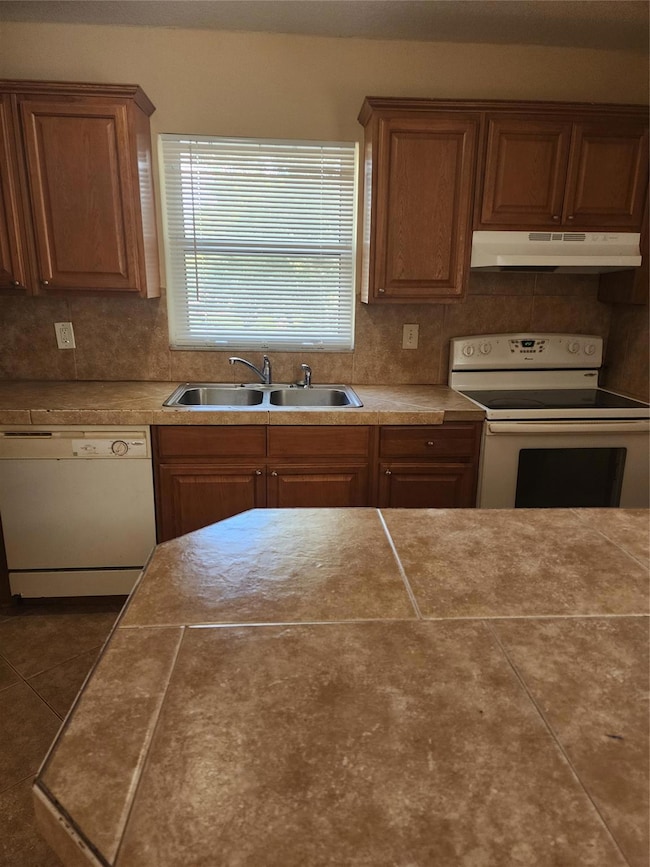 4150 Woodside Dr unit 3, Coral Springs, FL 33065 - photo 3