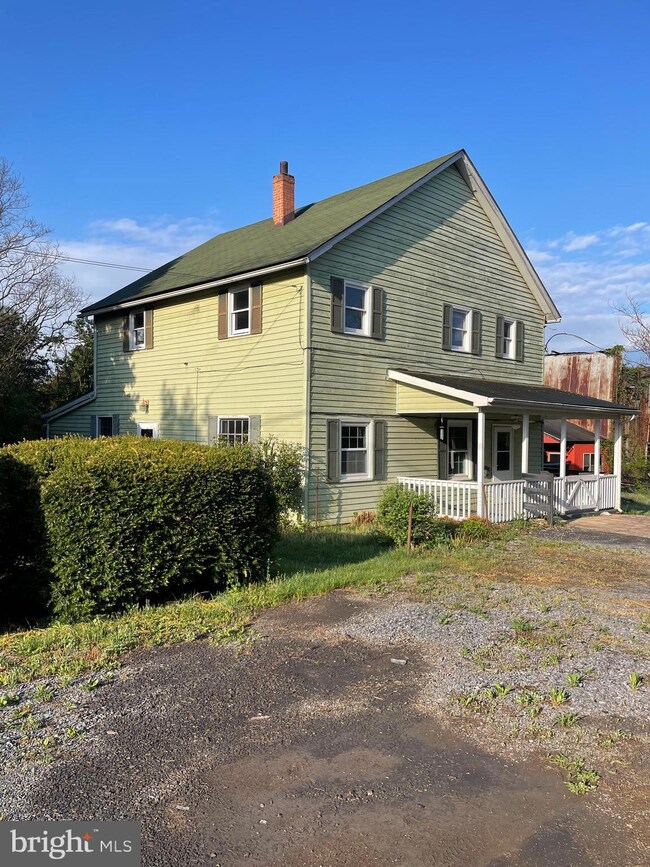 737 Swimley Rd, Berryville, VA 22611 - photo 3