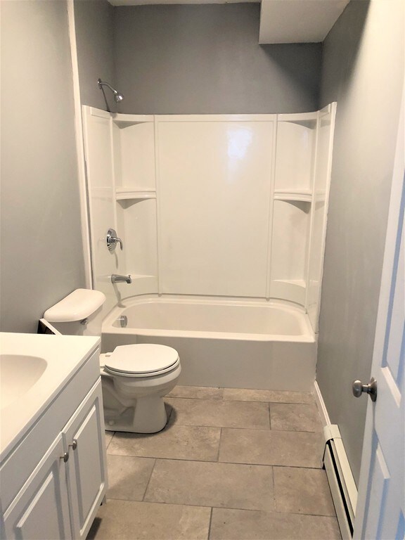 542 Bay St unit 2, Taunton, MA 02780 - photo 4