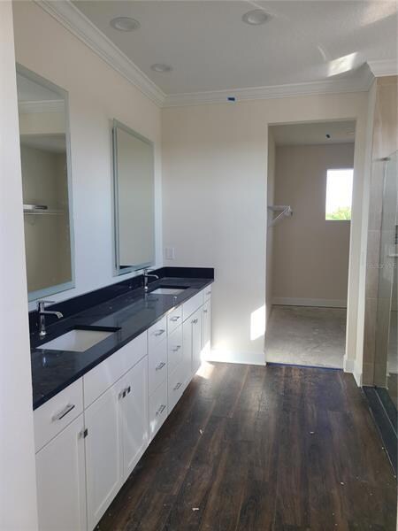 5321 San Remo Cir, Wimauma, FL 33598 - photo 4