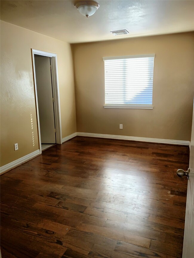 8507 Black Tern Ln, Houston, TX 77040 - photo 5