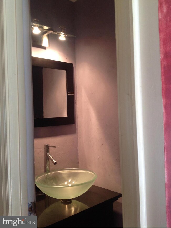 7741 Jewelweed Ct, Springfield, VA 22152 - photo 7