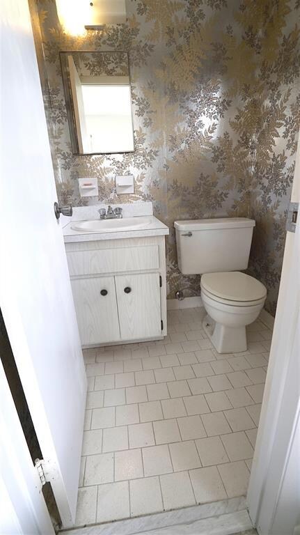 HalfBath-2
