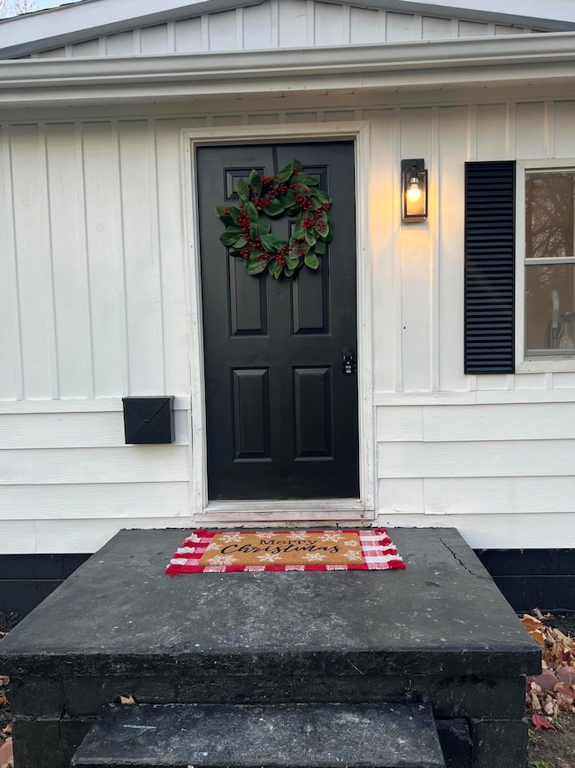 231 E Smith St, Sheridan, MI 48884 - photo 2