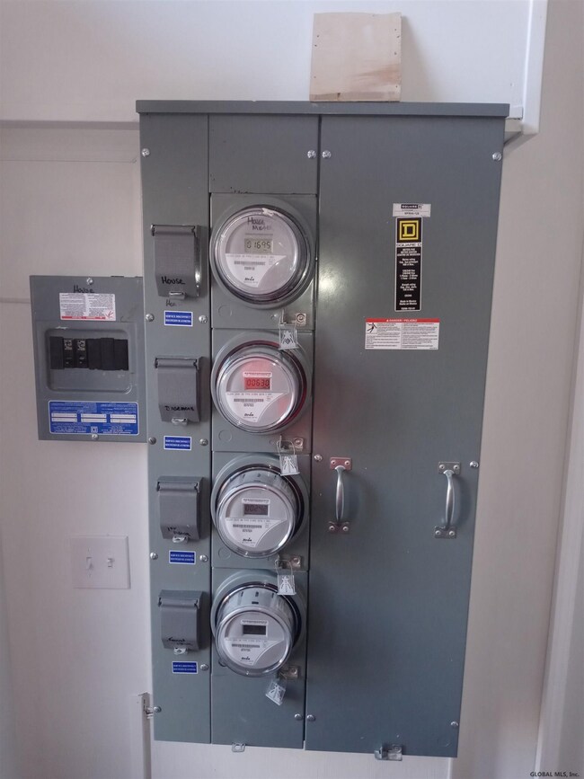 372 Clinton Ave, Albany, NY 12206 - photo 7