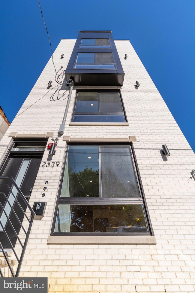 2339 N 10th St unit 2, Philadelphia, PA 19133 - photo 3