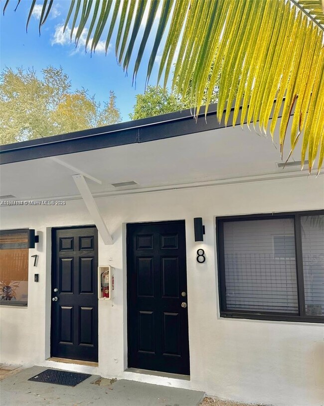 5545 N Miami Ave unit 9, Miami, FL 33127 - photo 2