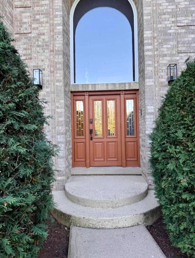 8S210 Stonehedge Ct, Naperville, IL 60540 - photo 4