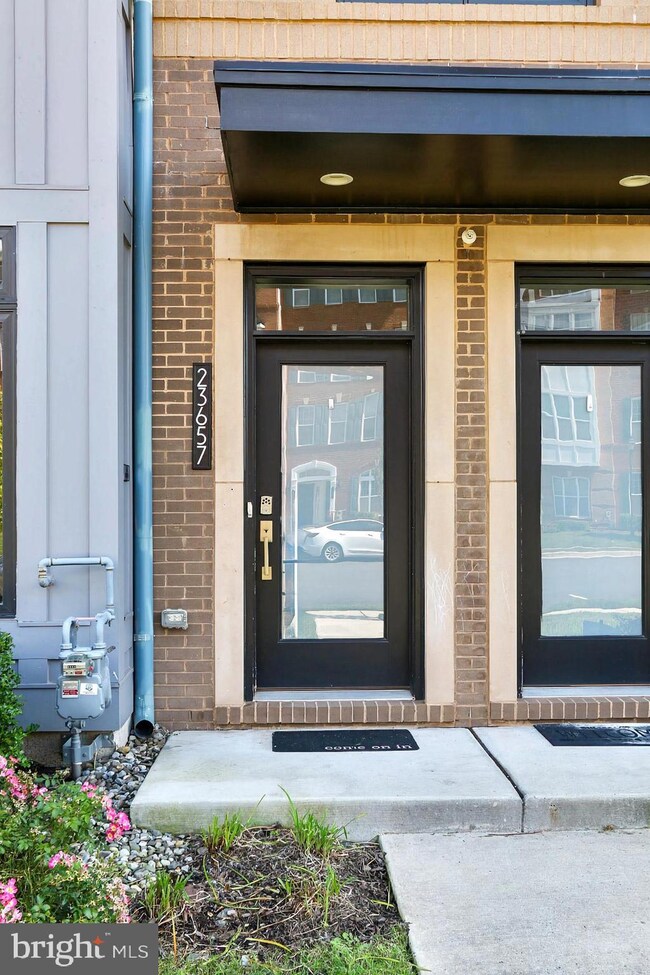 23657 Hopewell Manor Terrace, Ashburn, VA 20148 - photo 6