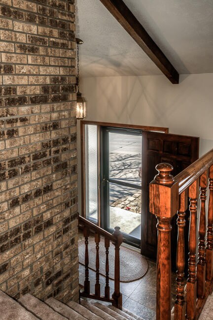 mls 29 Cottner Dr 03