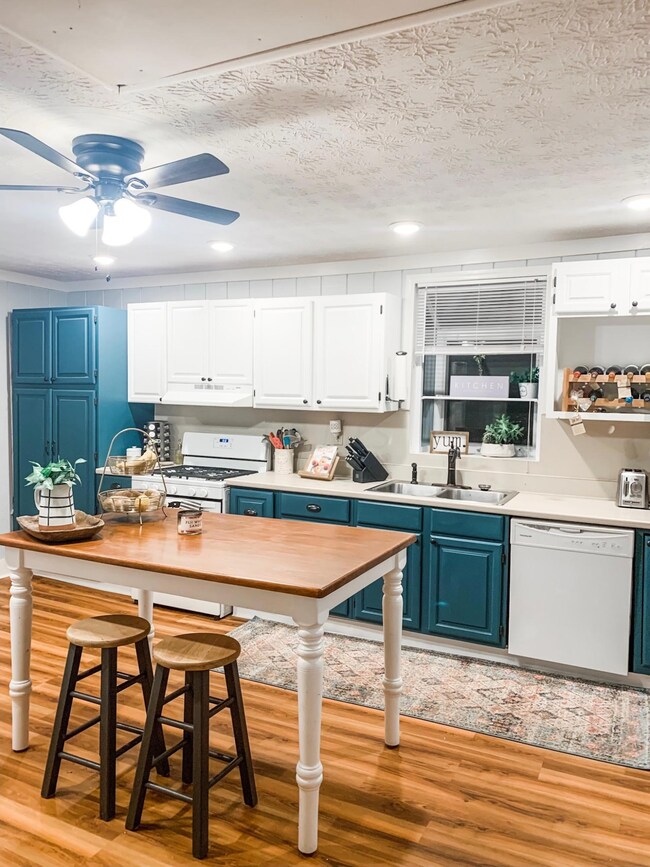 Kitchen 2 - Copy