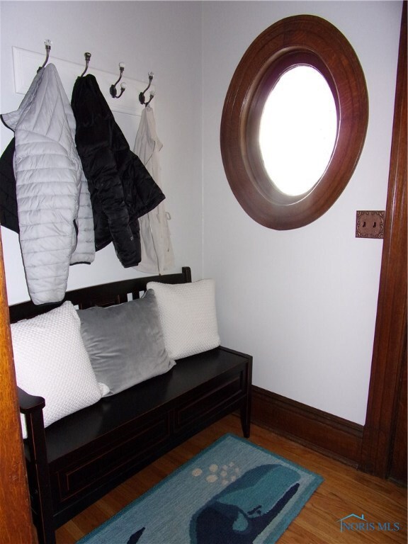 418 W 1st St, Woodville, OH 43469 - photo 4