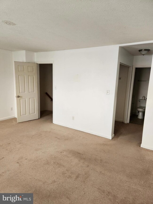 643 Nollmeyer Rd, Middle River, MD 21220 - photo 7