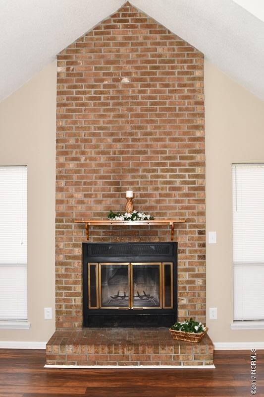 100 Quality Ln, Jacksonville, NC 28540 - photo 6