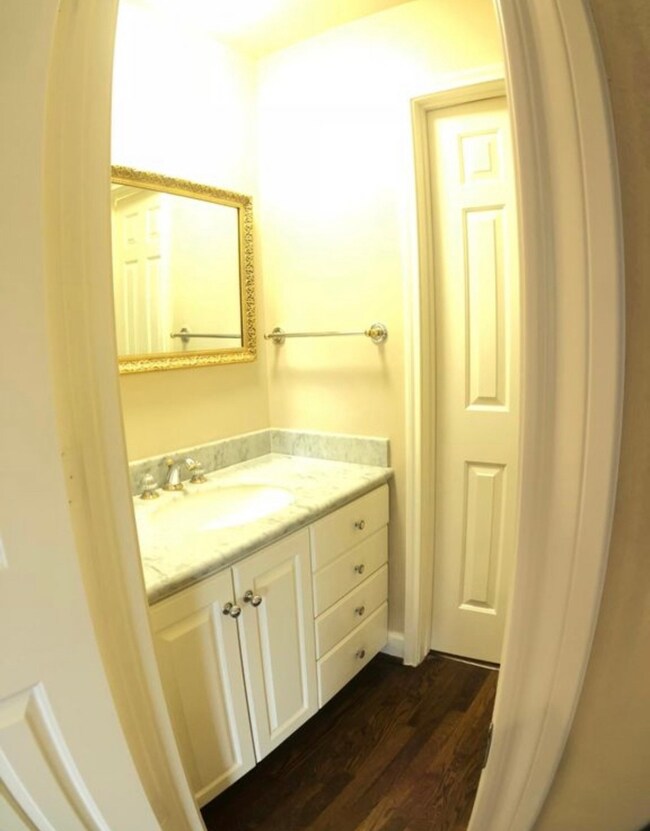 824 Yale St unit D, Houston, TX 77007 - photo 6