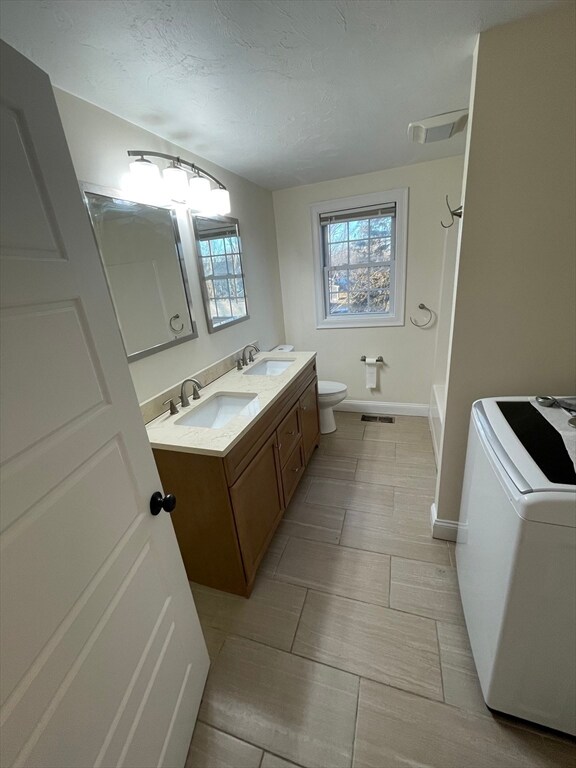 26 Snell Ave unit 1, Brockton, MA 02302 - photo 2
