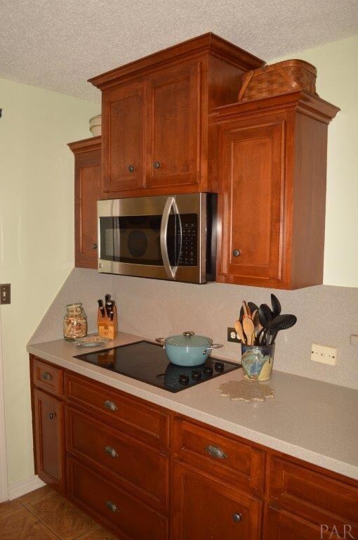 3392 Holt Cir, Pensacola, FL 32526 - photo 6