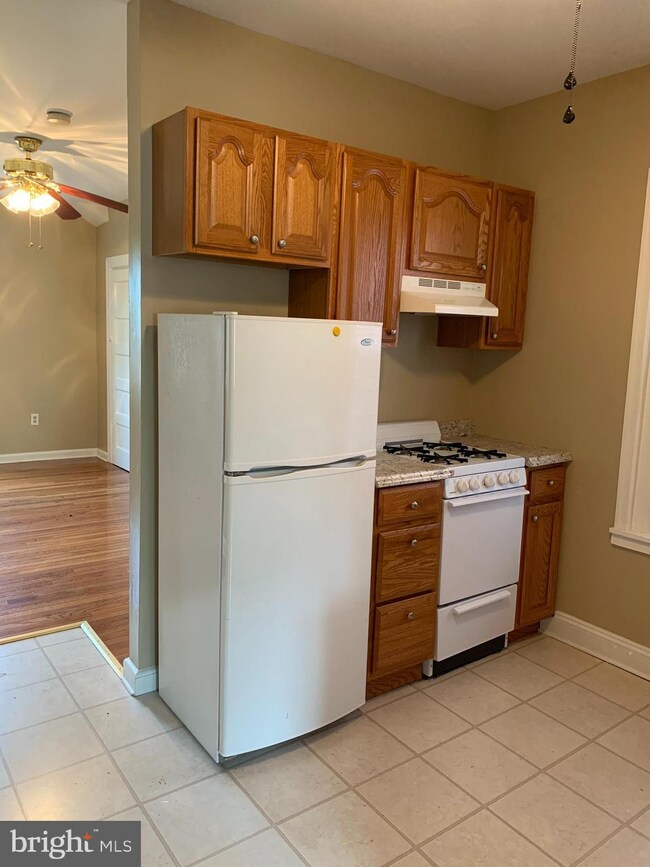 216 W 14th St, Wilmington, DE 19801 - photo 3