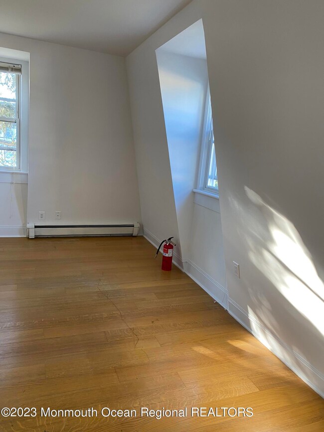 1039 Norwood Ave unit 4, Long Branch, NJ 07740 - photo 3