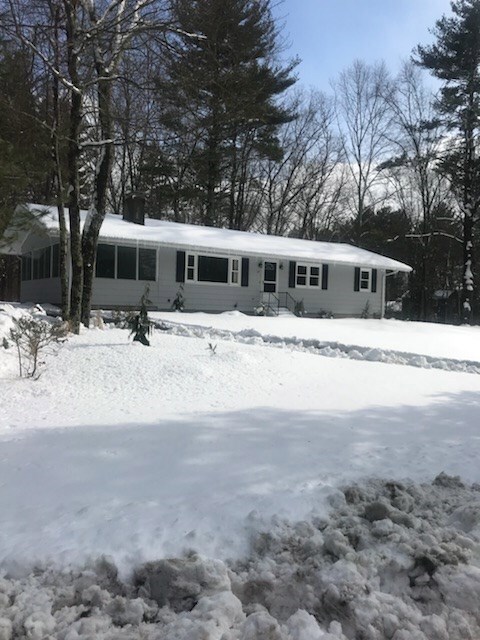 27 Fanning Ln, Greenville, RI 02828 - photo 3