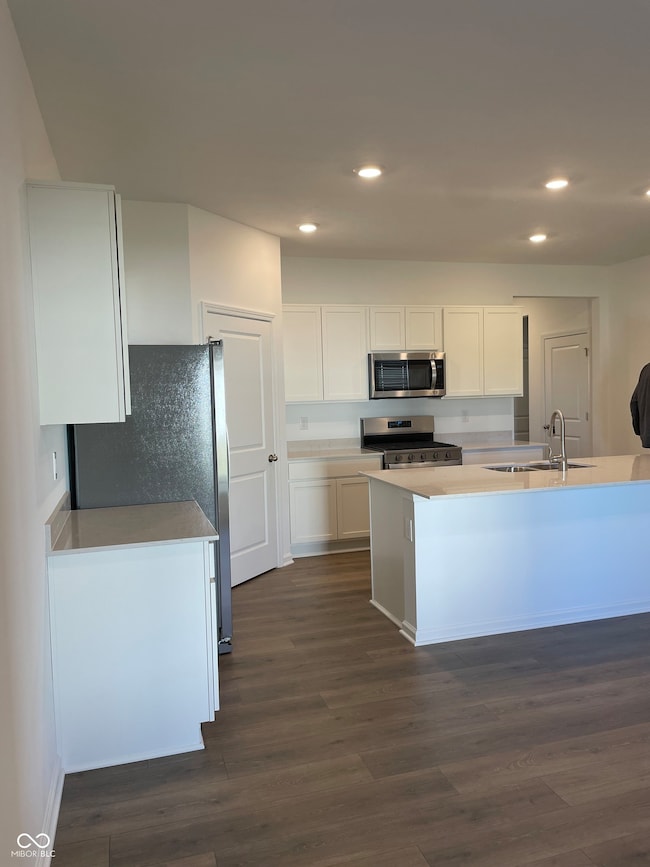 940 Saddlebrook Farms Blvd, Whiteland, IN 46184 - photo 5