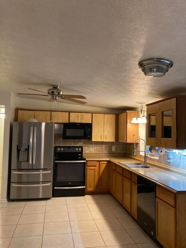 1650 N Lilac Cir, Titusville, FL 32796 - photo 6