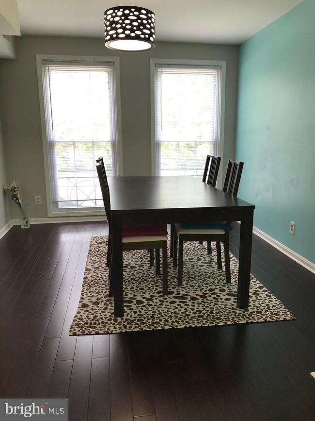 852 Quince Orchard Blvd unit 102, Gaithersburg, MD 20878 - photo 5