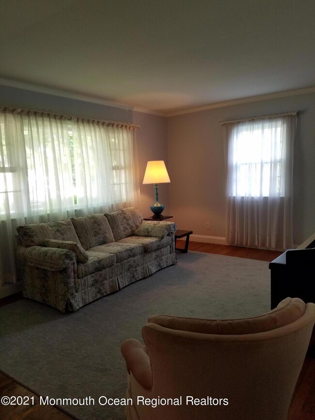 living room (2)