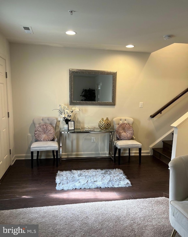 7310 Wood Pond Cir, Lanham, MD 20706 - photo 2