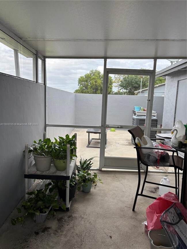 11421 SW 150th Dr, Miami, FL 33176 - photo 6