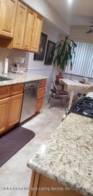 7 Franklin Ln unit E, Staten Island, NY 10306 - photo 2