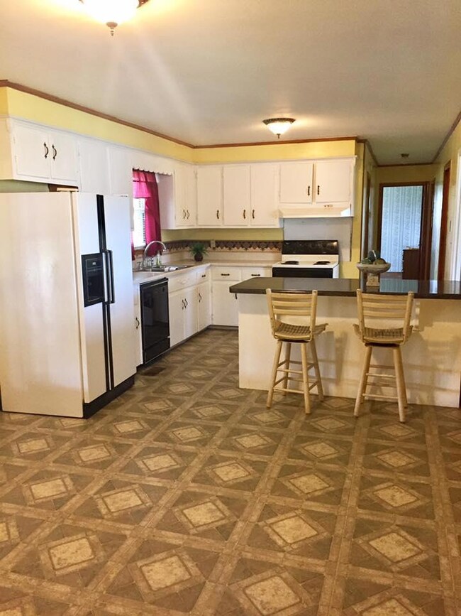 Large Dining area off of Kitchen
